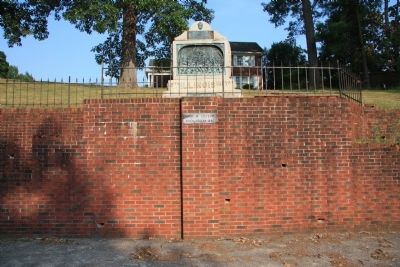 19th Illinois Infantry Monument image. Click for full size.