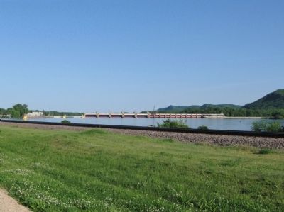 Mississippi River. Click for full size. Mississippi River image. Click for full size.