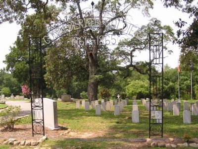 Confederate Soldiers Memorial Arch Marker. Click for full size. Confederate Soldiers Memorial Arch Marker image. Click for full size.