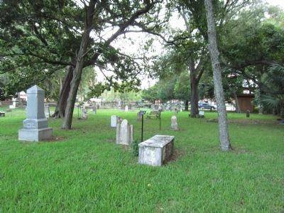 Huguenot Cemetery image. Click for full size.