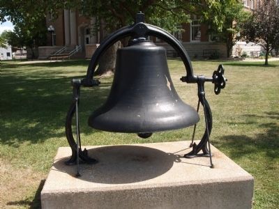 "Bell" - - A few steps from marker. image. Click for full size.