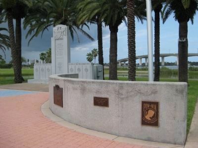 Veterans Memorials image. Click for full size.