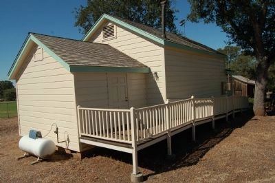 Catheys Valley Schoolhouse image. Click for full size.