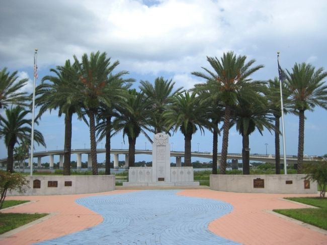 Veterans Memorial Plaza image. Click for full size.