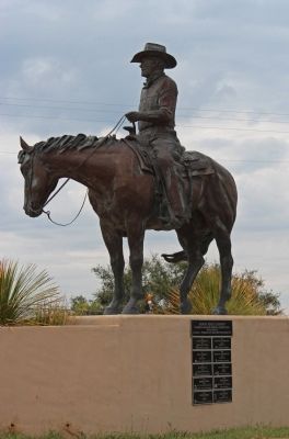 <i>rear of </i>Sonoita Quarter Horse Show and Races Marker image. Click for full size.