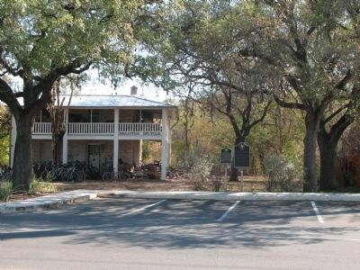 Helotes Marker (right) in context image. Click for full size.