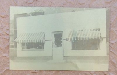 Close-Up of Photo Displayed on Marker. Click for full size. Close-Up of Photo Displayed on Marker image. Click for full size.