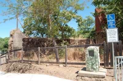 D. Ghirardelli & Co. Store Ruins image. Click for full size.