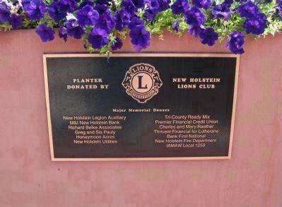 Planter Donor Plaque image. Click for full size.