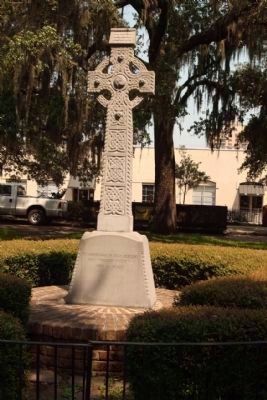 Savannah's Irish and Robert Emmet Park Celtic Cross image. Click for full size.