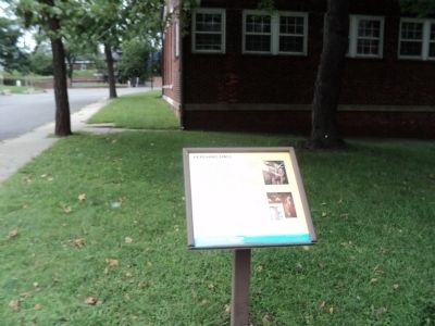 Pershing Hall Marker image. Click for full size.