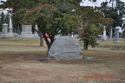 Irvin S. Cobb gravesite image. Click for full size.