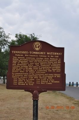 Tennessee ~Tombigbee Waterway Marker image. Click for full size.