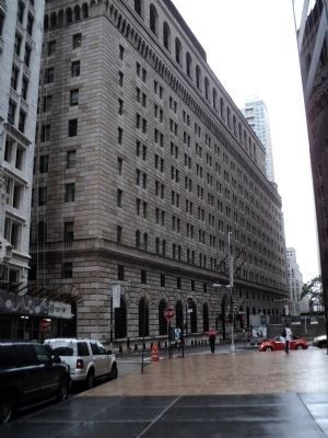 Federal Reserve Bank of New York image. Click for full size.