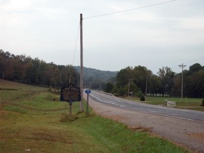 Looking South - - Pivot Point Marker image. Click for full size.