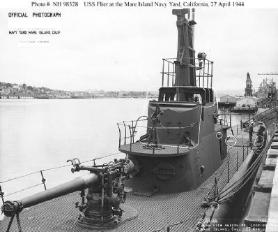USS Flier (SS-250) image. Click for full size.