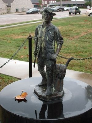 Top Statue - - Army and Air National Guard Veterans Memorial Marker image. Click for full size.