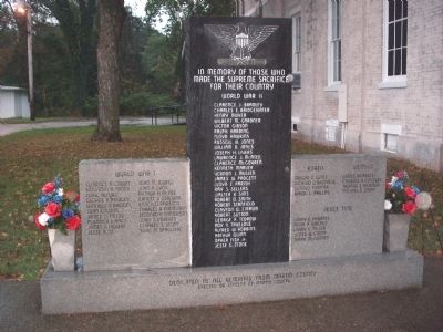 Full View - - Martin County Honor Roll Marker. Click for full size. Full View - - Martin County Honor Roll Marker image. Click for full size.