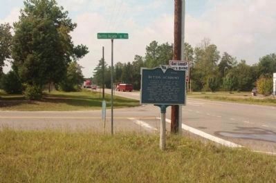 Bettis Academy Marker at the intersection of Bettis Academy Road and U.S. 25, looking south. Click for full size. Bettis Academy Marker at the intersection of Bettis Academy Road and U.S. 25, looking south image. Click for full size.