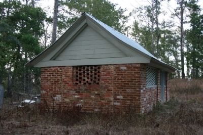 Airmount Grave Shelter side view.. Click for full size. Airmount Grave Shelter side view. image. Click for full size.