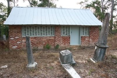 Airmount Grave Shelter. Click for full size. Airmount Grave Shelter image. Click for full size.