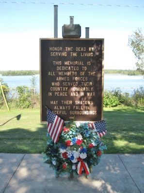 Phillips Veterans Memorial image. Click for full size.