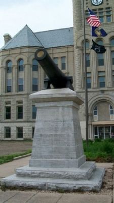 Civil War and Spanish War Memorial. Click for full size. Civil War and Spanish War Memorial image. Click for full size.