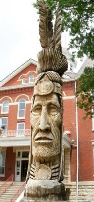 "Tall Oak" Sculpture image. Click for full size.