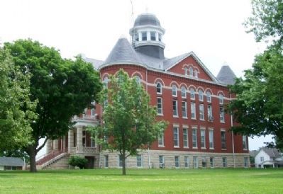 Doniphan County Courthouse image. Click for full size.