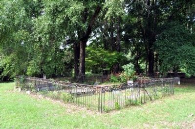 Old Pioneer Cemetery image. Click for full size.