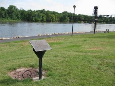 Mississippi Marker and Mooring Ring image. Click for full size.