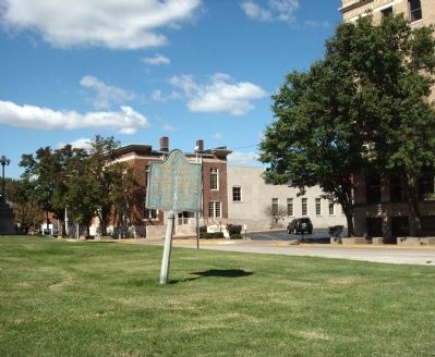 Obverse Wide View - - Wabash and Erie Canal Marker. Click for full size. Obverse Wide View - - Wabash and Erie Canal Marker image. Click for full size.
