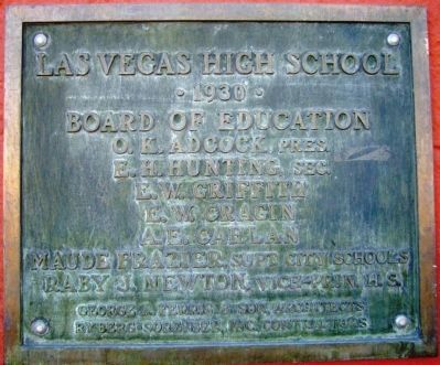 Plaque to the Left of Entrance. image. Click for full size.