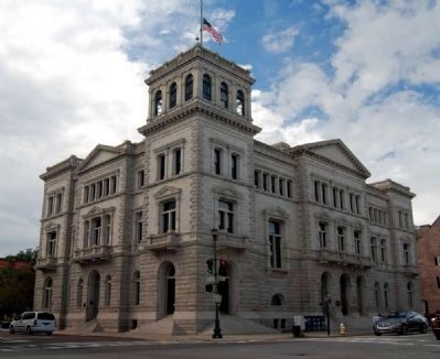U.S. Post Office and Courthouse<br>Northeast Corner. Click for full size. U.S. Post Office and Courthouse<br>Northeast Corner image. Click for full size.