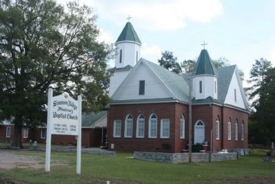 nearby Simmons Ridge Missionary Baptist Church image. Click for full size.