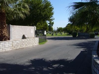 Woodlawn Cemetery Marker image. Click for full size.