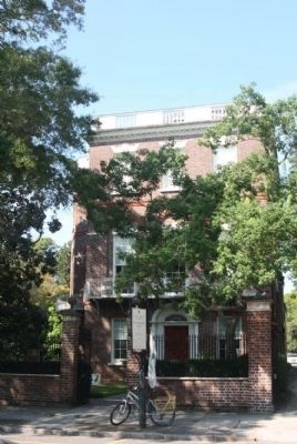 Nathaniel Russell House image. Click for full size.