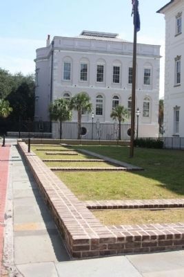 County of Charleston Historic Courthouse Marker image. Click for full size.