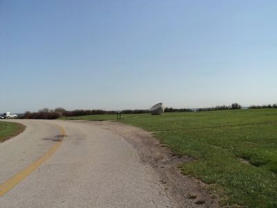 Monument in Brenton Point State Park image. Click for full size.