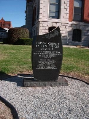 "Gibson County Fallen Officer Memorial"<br> (Also at South Entrance of Courthouse) image. Click for full size.