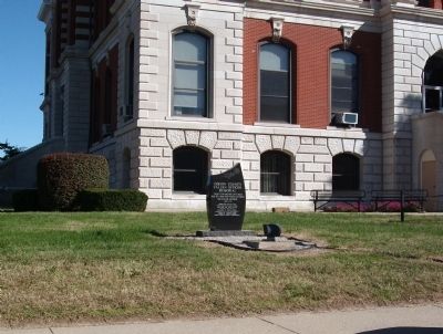 Wide View - - Gibson County Fallen Officer Memorial image. Click for full size.