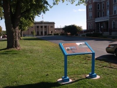 Wide View - - Mount Vernon's Historic Square Marker. Click for full size. Wide View - - Mount Vernon's Historic Square Marker image. Click for full size.