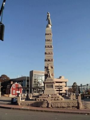 New London Soldiers & Sailors Monument (South/Sailor Side) image. Click for full size.