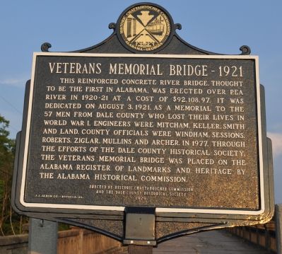 Veterans Memorial Bridge - 1921 Side of Marker image. Click for full size.