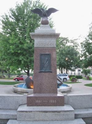Civil War Monument image. Click for full size.