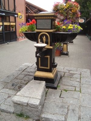 Market Square’s Main Gate Fountain. Click for full size. Market Square’s Main Gate Fountain image. Click for full size.