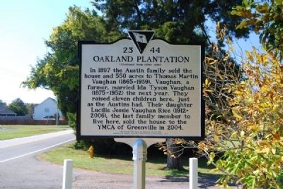 Oakland Plantation Marker<br>Reverse image. Click for full size.