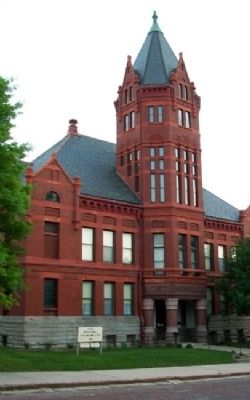 Marshall County Court House image. Click for full size.