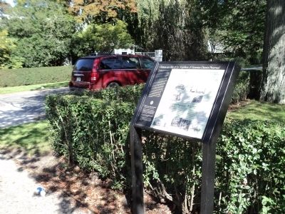 Marker on Bellevue Avenue image. Click for full size.