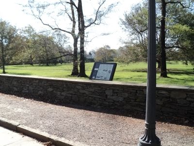 Marker on Bellevue Avenue image. Click for full size.